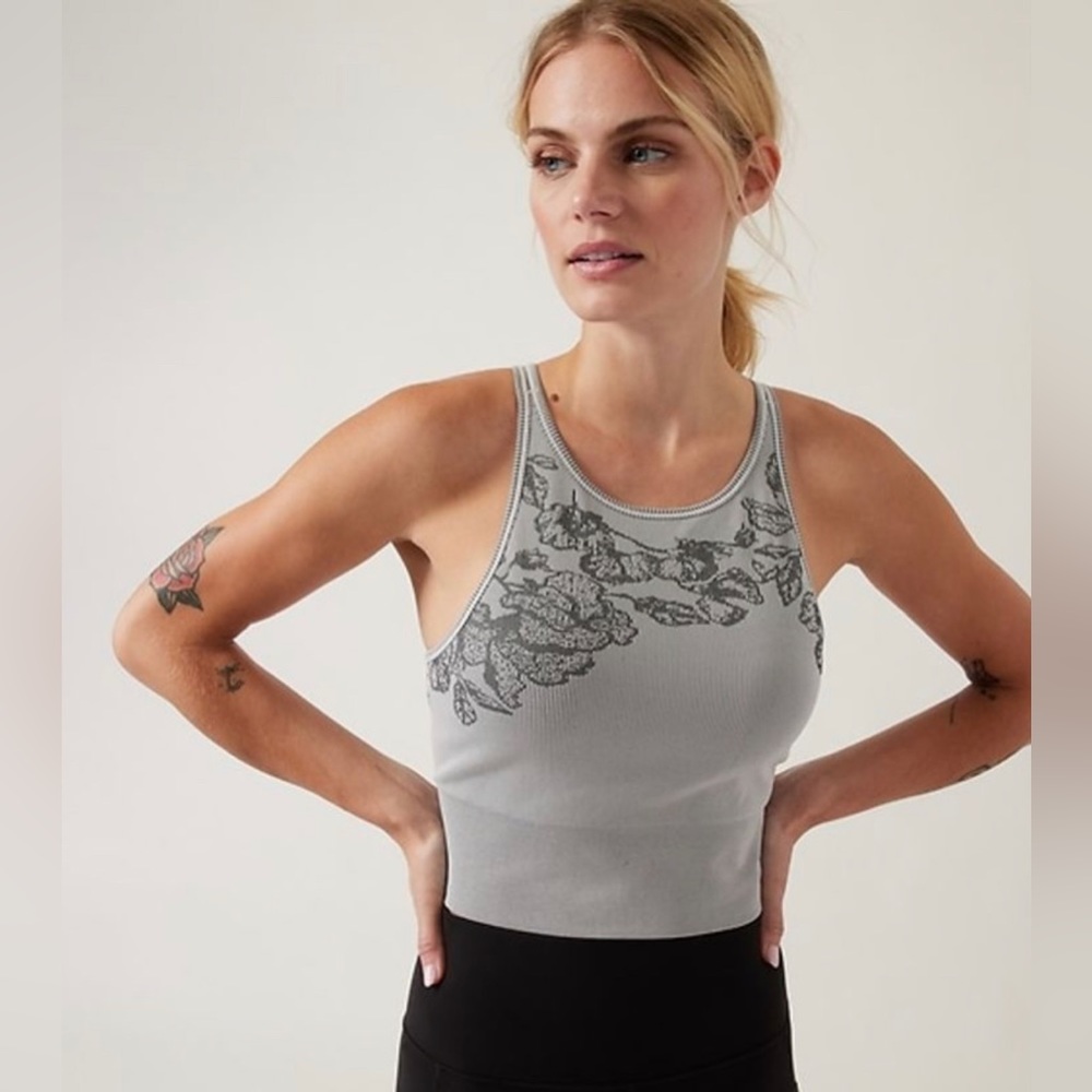 NWOT Athleta Aurora Seamless High Neck Crop Tank, Small